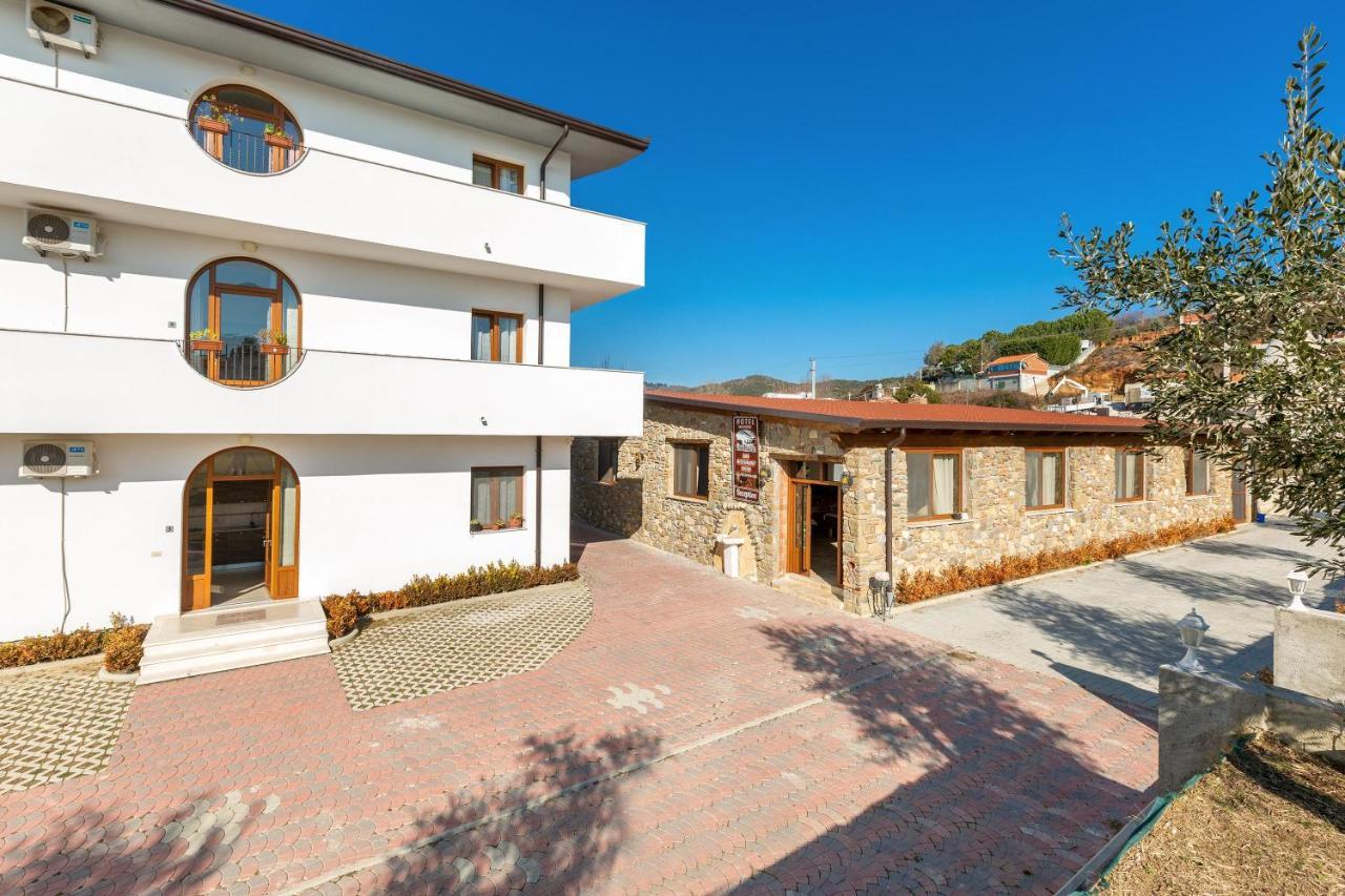 Hotel San Pietro Martin Fushe-Drac Luaran gambar